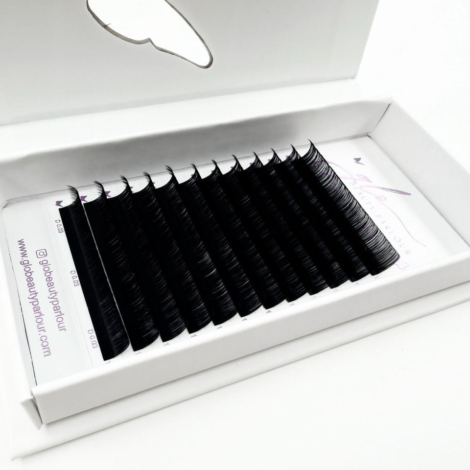 Silk Luxe .07 Lash Collection